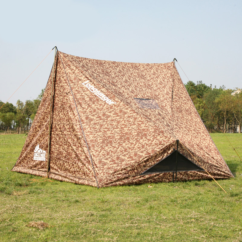 Velit camouflage castra tentorio