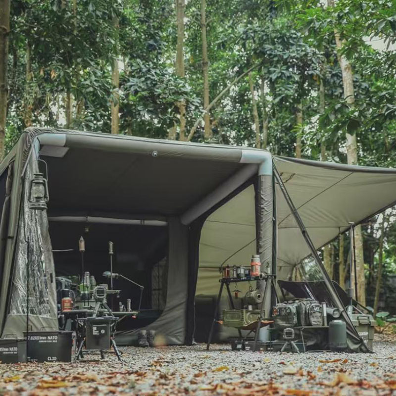 Inflatable tabernaculo castra velit militum style