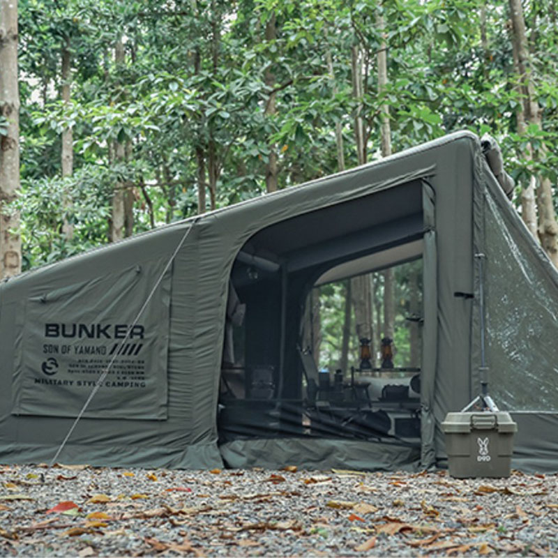 Inflatable tabernaculo castra velit militum style